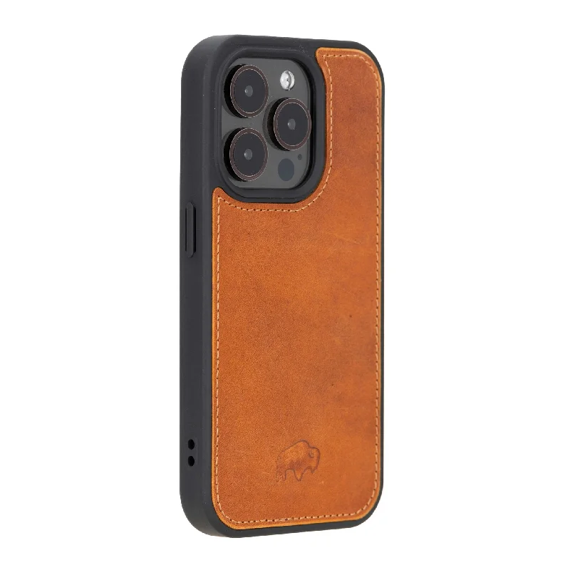 Modern York iPhone 15 Pro Case, Golden Brown