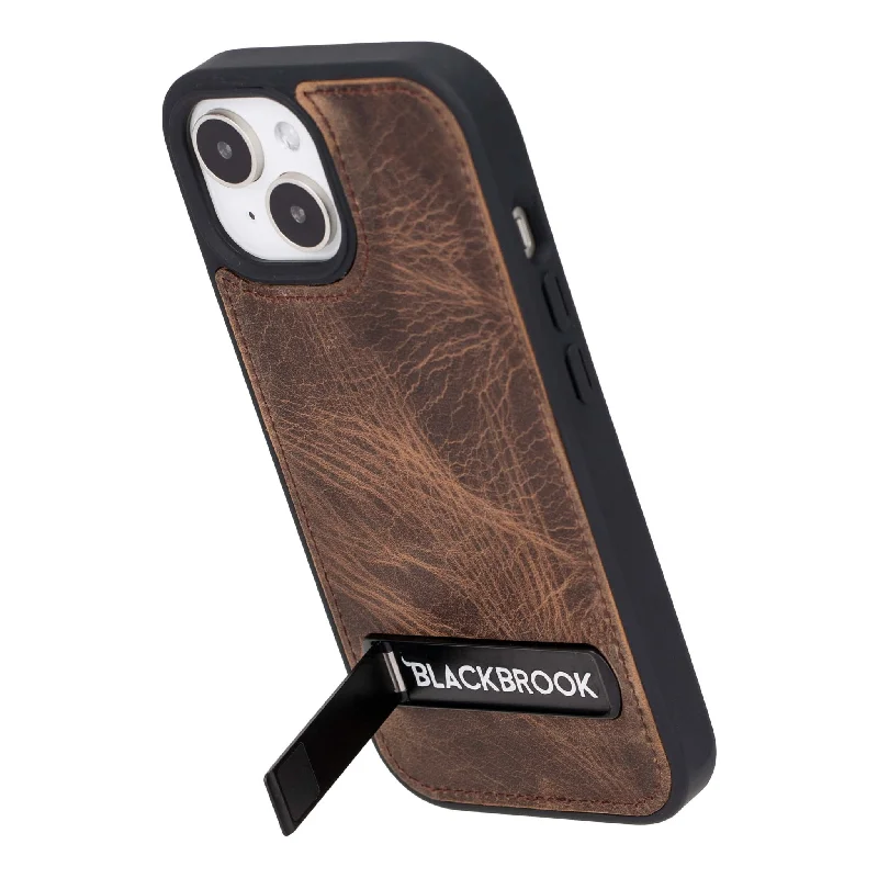 Reed iPhone 15 Snap-On with Stand Case, Distressed Coffee